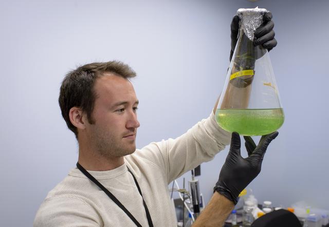 NASA image: EuCROPIS EVT-2 Power Cell in N-239 Lab