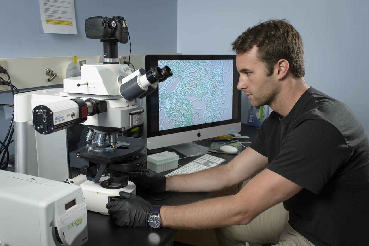 EuCROPIS EVT-2 Power Cell with Ryan Kent at microscope