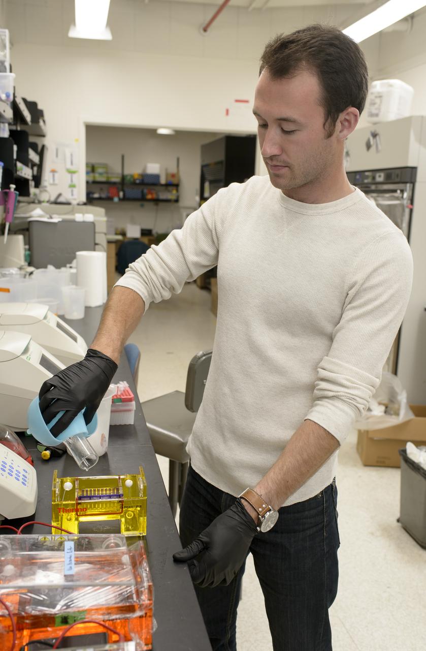 EuCROPIS EVT-2 Power Cell in N-239 Lab with Griffin McCutcheon