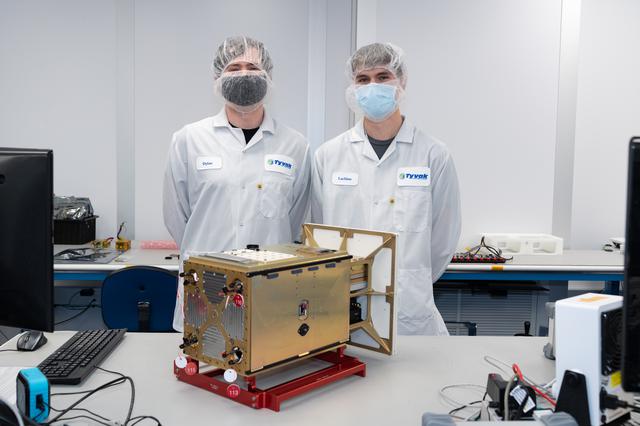 NASA image: ACD21-0042-359