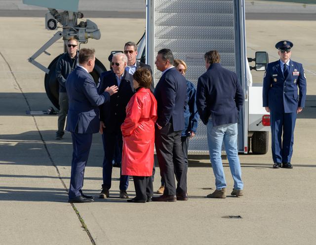 NASA image: U.S. President Joe Biden Arrives Aboard Air Force One at Moffett Federal Airfield
