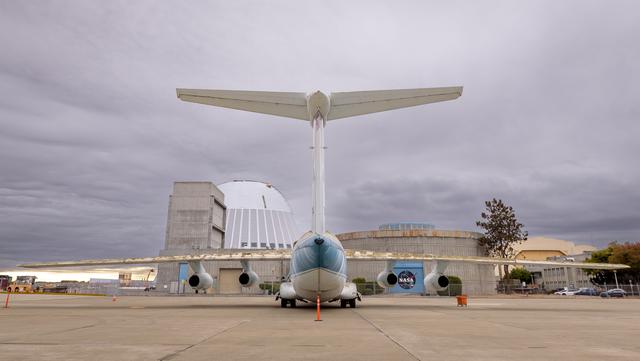 NASA image: Kuiper Airborne Observatory (KAO) Demolition