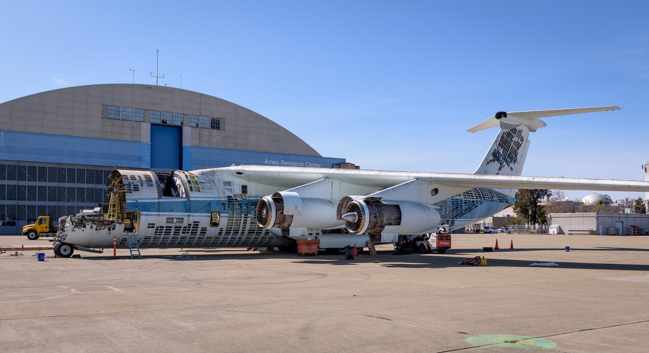 The modified C-141 Kuiper Airborne Observatory, (KAO) (NASA-714), is demolished on the N211 apron at Moffett Field, California.