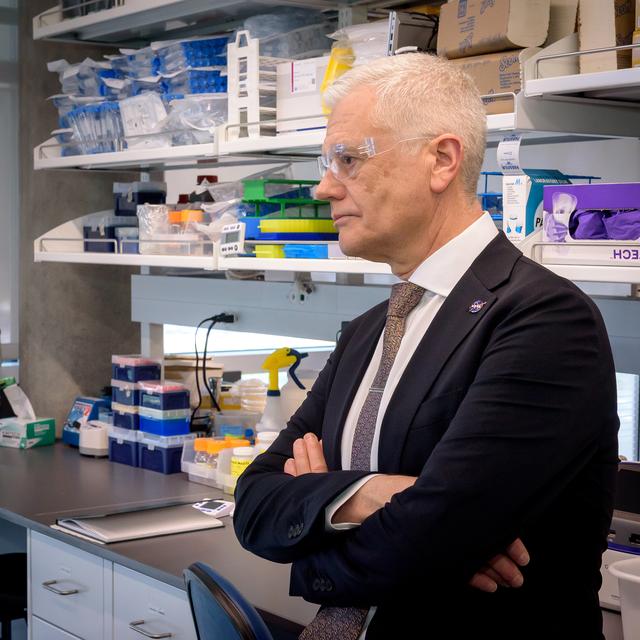 NASA image: Mark Clampin Tours the Bioscience Collaborative Laboratory