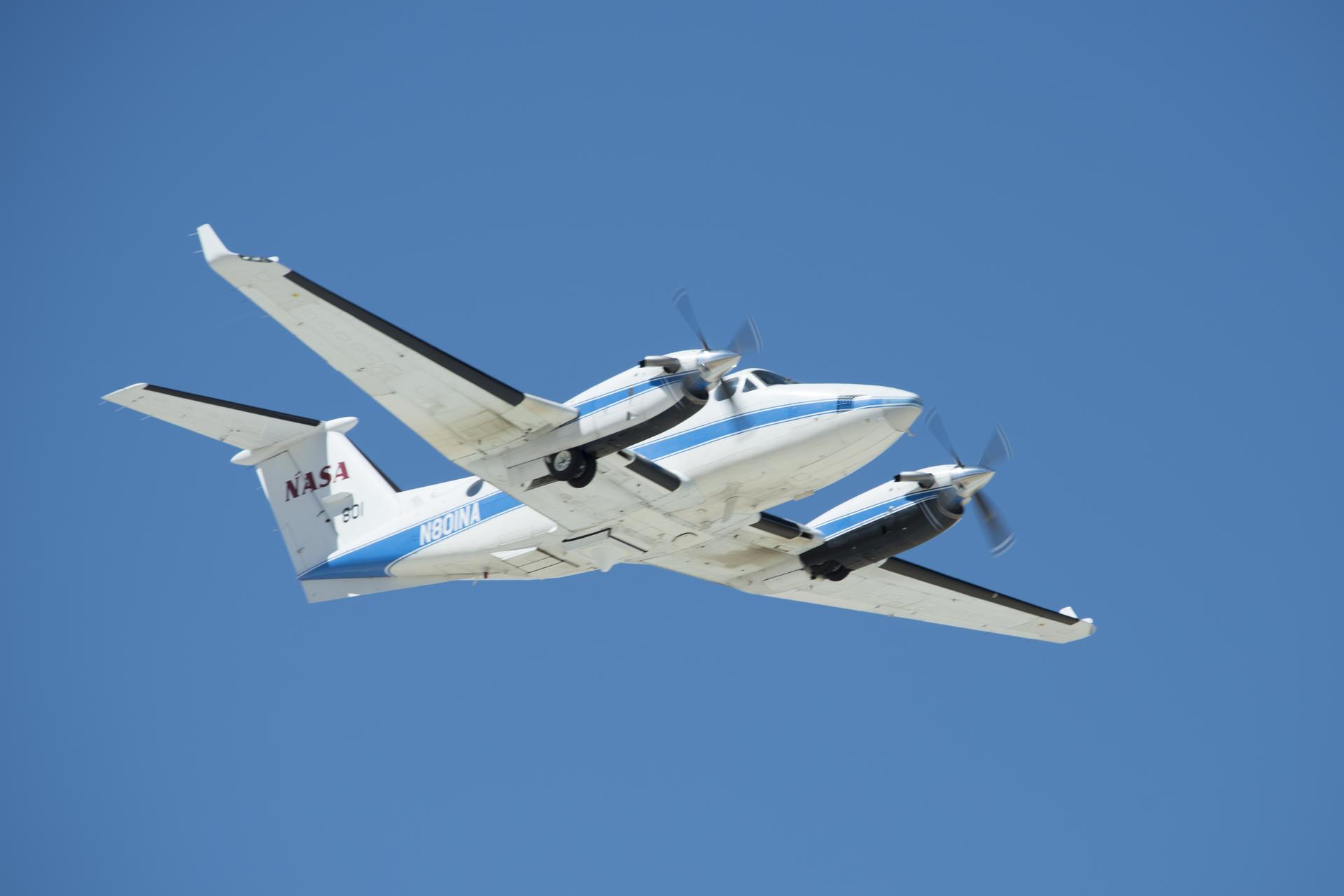 NASA’s B200 taking off for an eight-hour science flight on March 5. Located on the center of the aircraft’s fuselage is the DopplerScatt radar instrument, developed by NASA’s Jet Propulsion Laboratory in California.