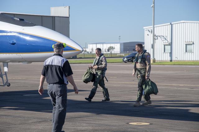 NASA image: NASA Pilots Prepare for QSF18 Flight