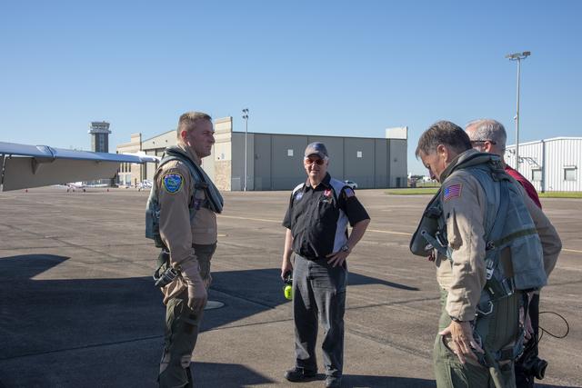 NASA image: NASA Pilots Prepare for QSF18 Flight