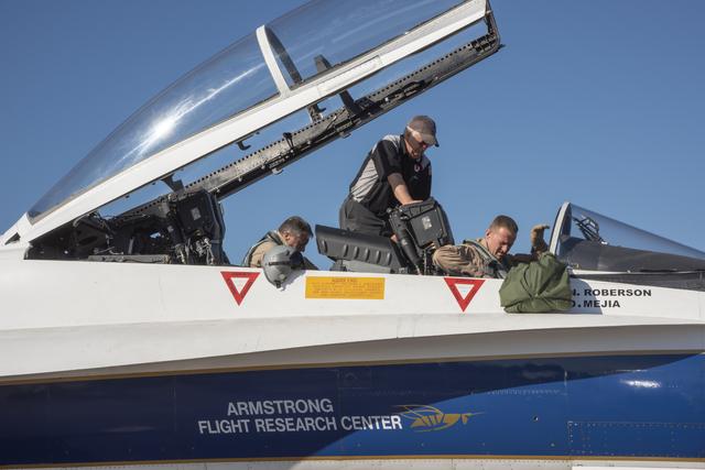 NASA image: NASA Pilots Prepare for QSF18 Flight