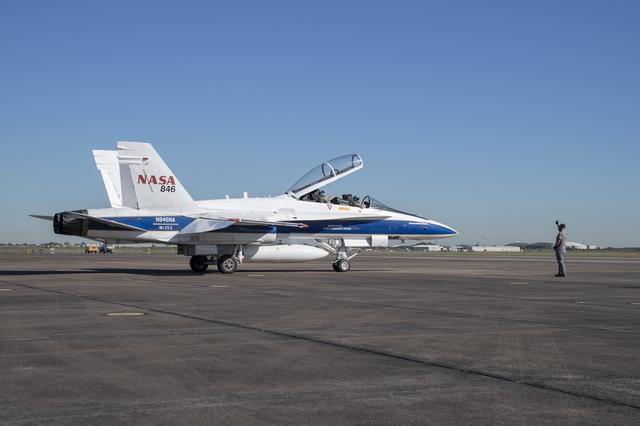 NASA image: NASA Pilots Prepare for QSF18 Flight