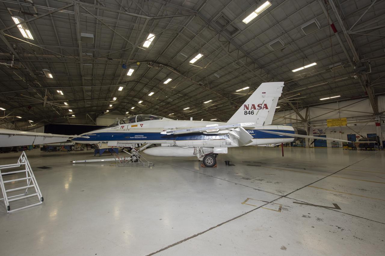 NASA deployed two F/A-18 research aircraft from NASA’s Armstrong Flight Research Center in California to fly the Quiet Supersonic Flights 2018 campaign, or QSF18. Having more than one aircraft allows pilots to conduct quick turnarounds with different aircrews between flights, fitting in as many targeted research flights as necessary.