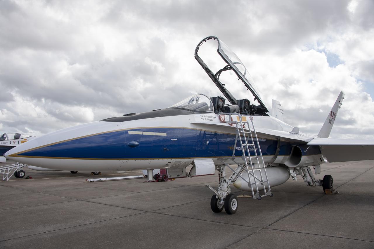 NASA’s F/A-18 research aircraft stands ready prior to a QSF18 supersonic research flight off the coast of Galveston, Texas.