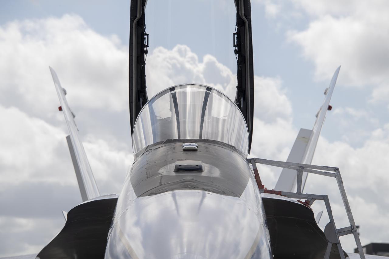 NASA’s F/A-18 research aircraft stands ready prior to a QSF18 supersonic research flight off the coast of Galveston, Texas.