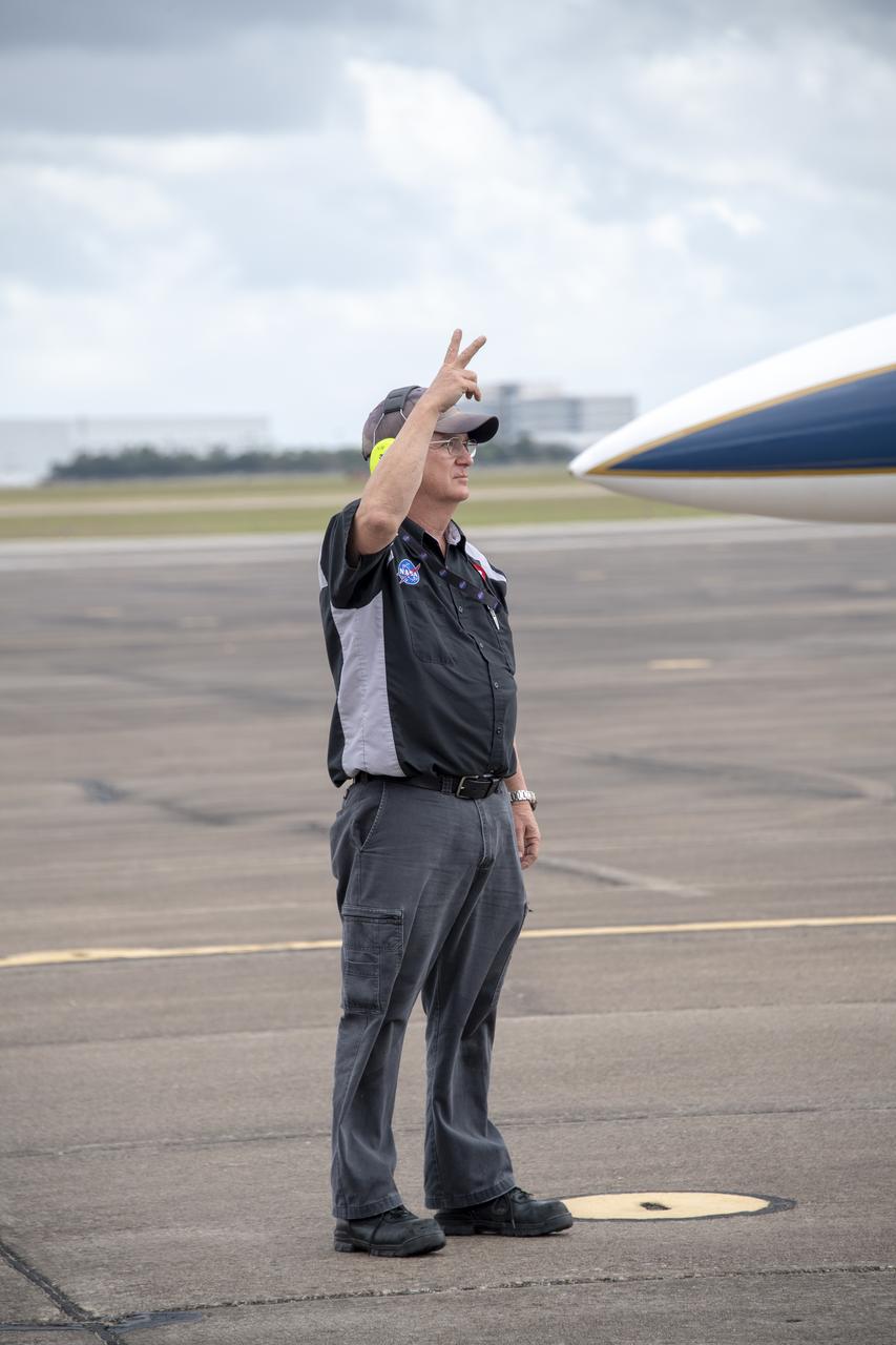 NASA ground and maintenance crews prepare the F/A-18 research aircraft for a supersonic research flight off the coast of Galveston, Texas in support of the QSF18 flight campaign. These crews are vital to making sure the aircraft is ready to operate safely and efficiently for NASA’s research.