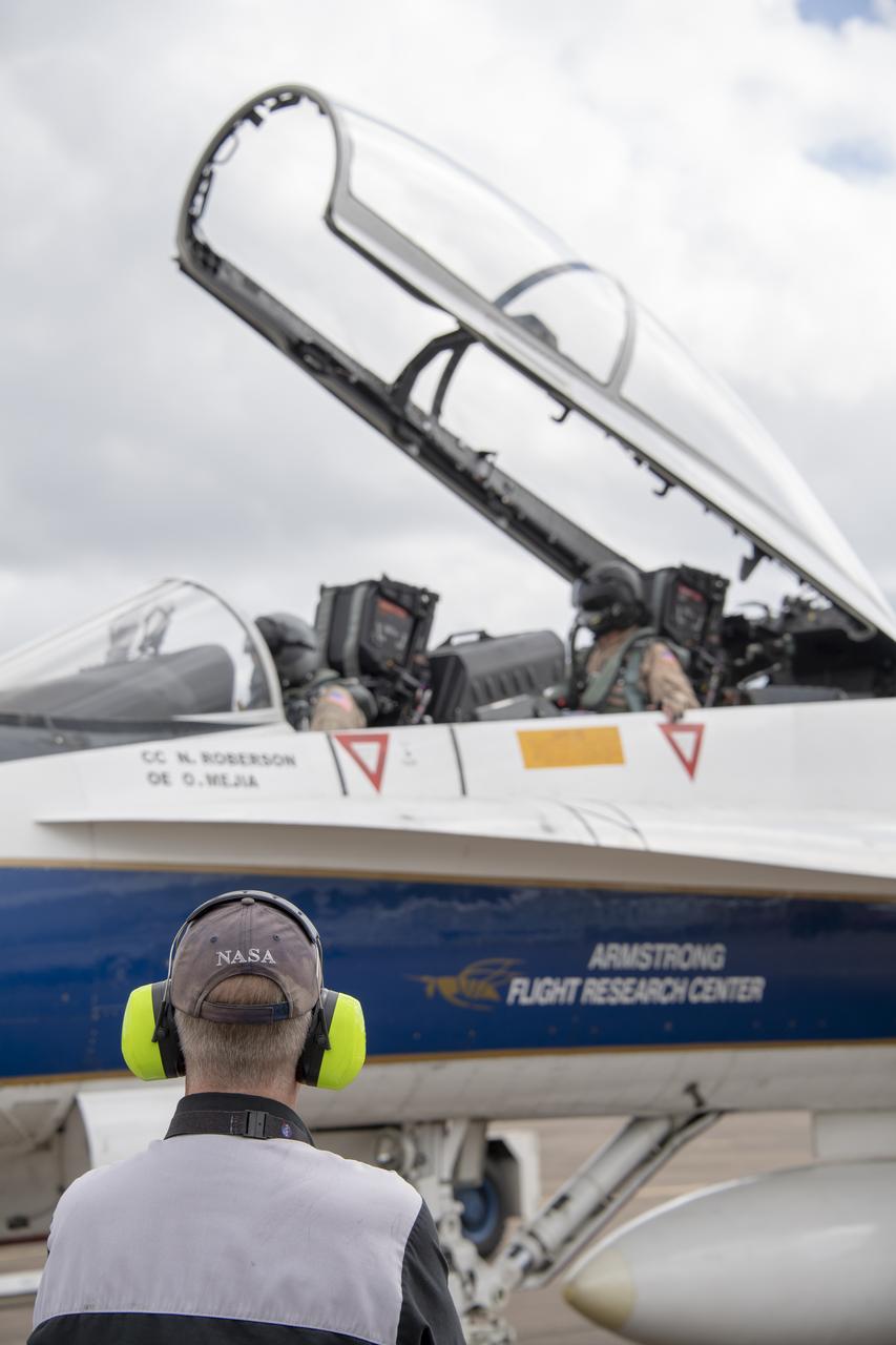 NASA ground and maintenance crews prepare the F/A-18 research aircraft for a supersonic research flight off the coast of Galveston, Texas in support of the QSF18 flight campaign. These crews are vital to making sure the aircraft is ready to operate safely and efficiently for NASA’s research.