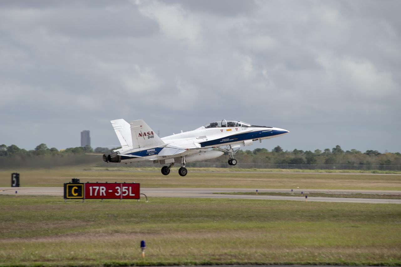 NASA’s F/A-18 research aircraft takes off from Ellington Field in Houston, Texas for a quiet supersonic research flight off the coast of Galveston, as part of the QSF18 flight series. The F/A-18 will climb to 50,000 feet over the Gulf of Mexico, where it will perform the quiet supersonic dive maneuver.