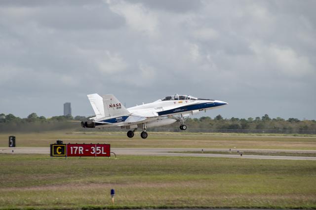 NASA image: NASA F/A-18 Takes Off for QSF18 Supersonic Flight