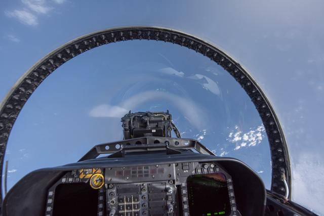 NASA image: Quiet Supersonic Dive Maneuver Seen from NASA F/A-18