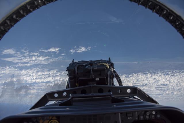 NASA image: Quiet Supersonic Dive Maneuver Seen from NASA F/A-18