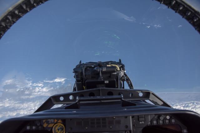 NASA image: Quiet Supersonic Dive Maneuver Seen from NASA F/A-18