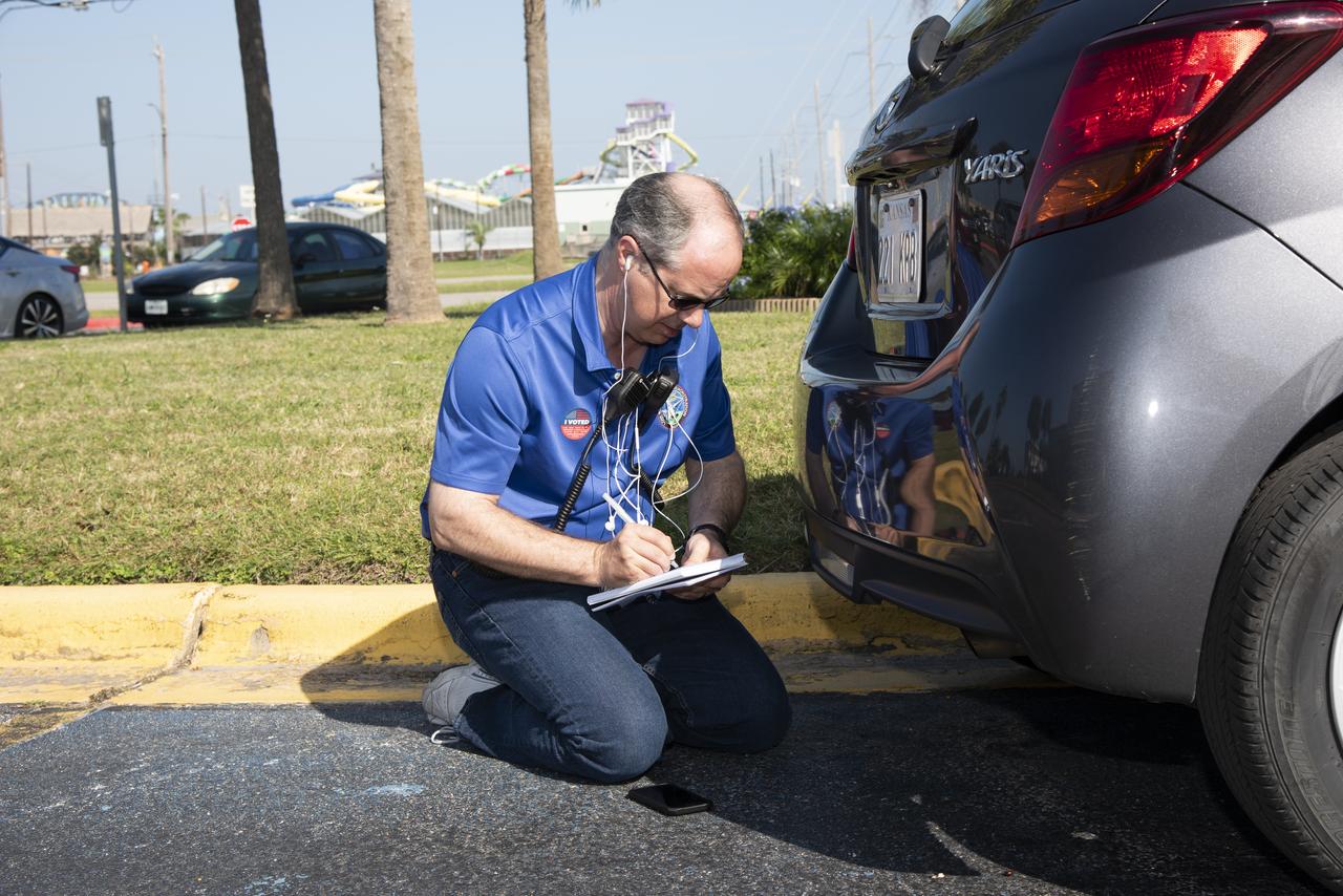 While NASA’s F/A-18 goes supersonic off the coast, a team of researchers monitor the flight and operate multiple sound monitor stations around Galveston and its surrounding area. This allows NASA to obtain accurate sound level data, which gets matched to community response data.