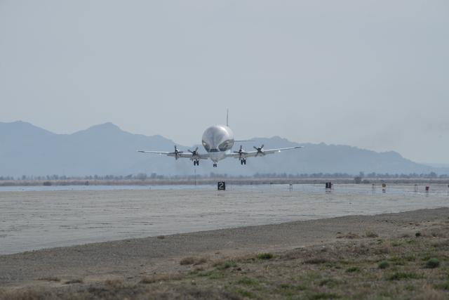 NASA's Super Guppy Arrives to Armstrong Building 703 for Maintenance