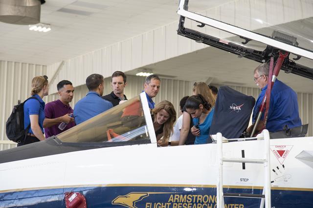 NASA image: 2017 Astronauts Tour Hangar at Armstrong Flight Research Center