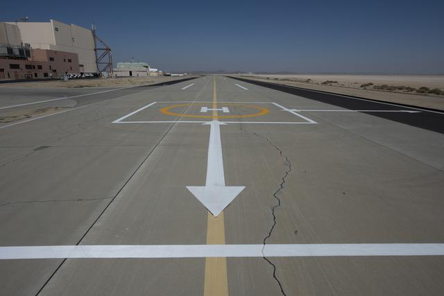 NASA image: Vertiports and Helipads Painted at NASA Armstrong