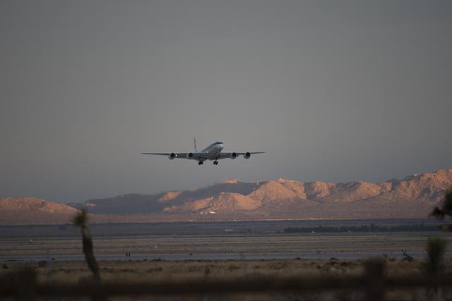 NASA image: DC-8 Sunset Lift Off
