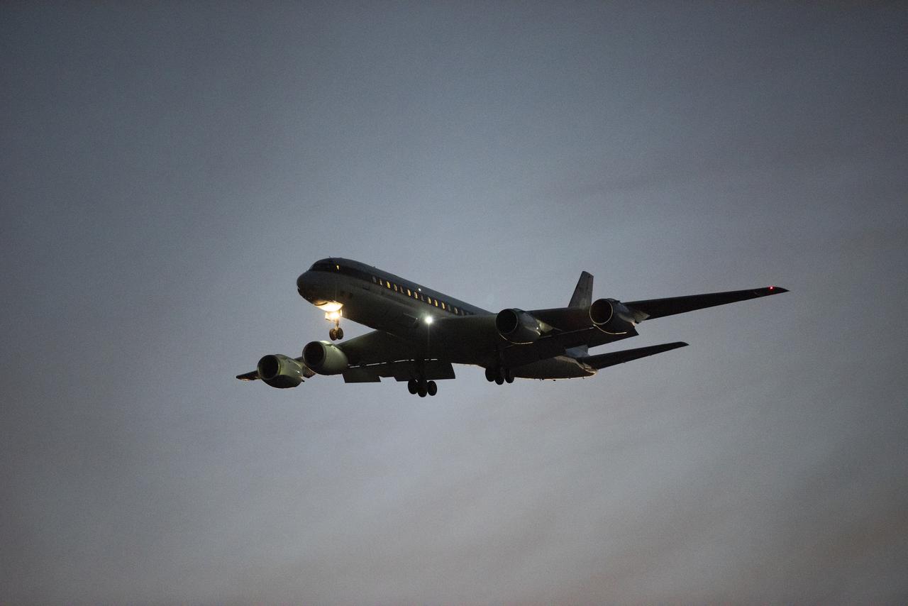 DC-8 lifts off from Air Force Plant 42 in Palmdale, Calif., at sunset.