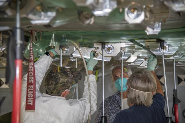 NASA image: Title: NAVAIR F/A-18E Undergoes Loads Testing at NASA Armstrong