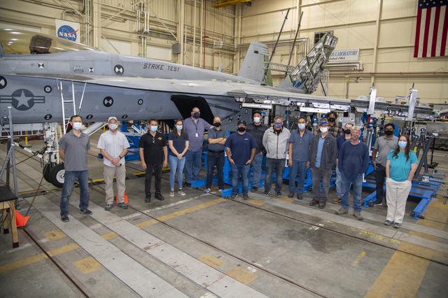 NASA image: Title: NAVAIR F/A-18E Undergoes Loads Testing at NASA Armstrong