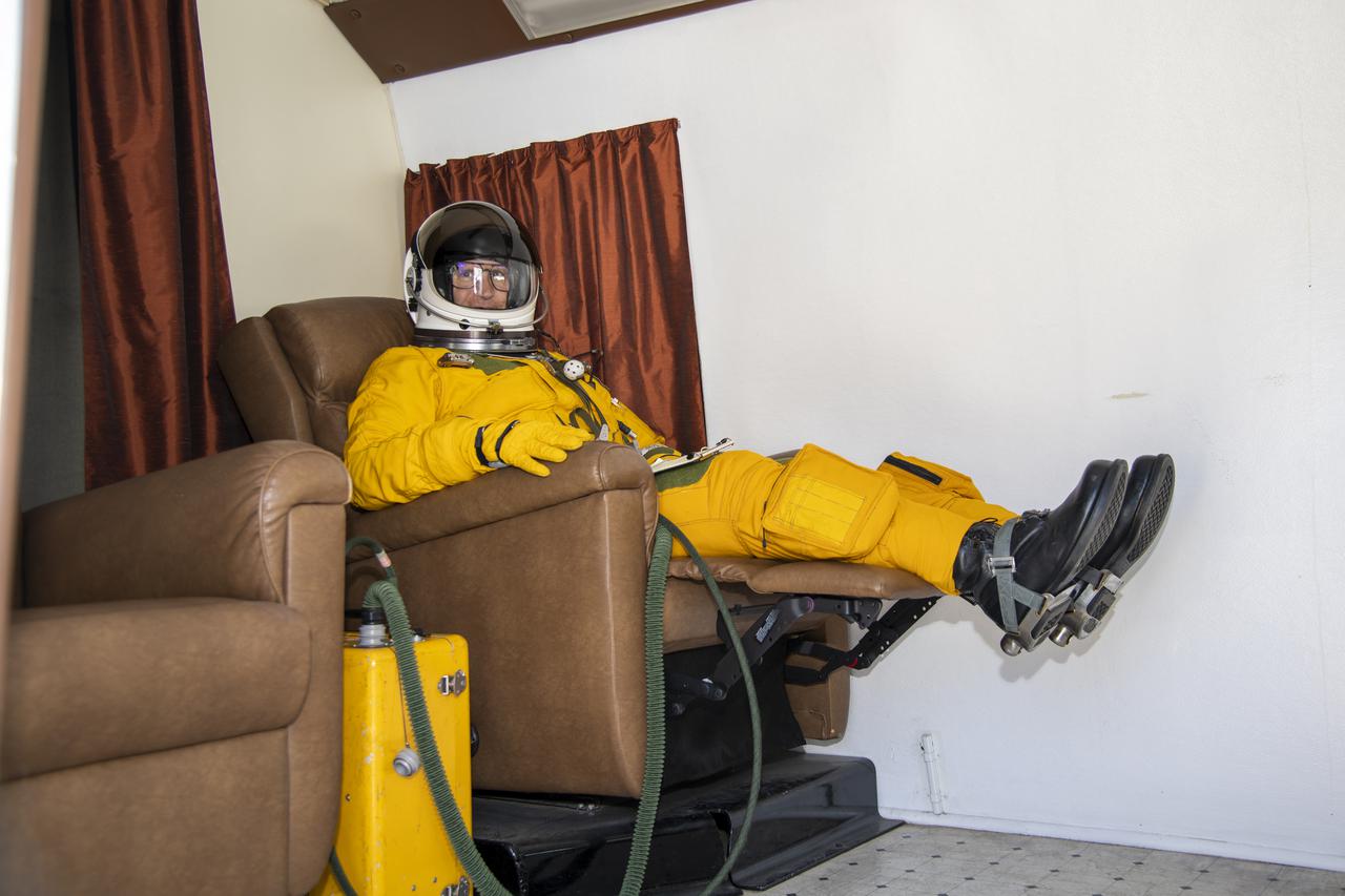 NASA pilot Greg “Coach” Nelson preparing for ER-2 No. 806 return to flight on April 7, 2022.