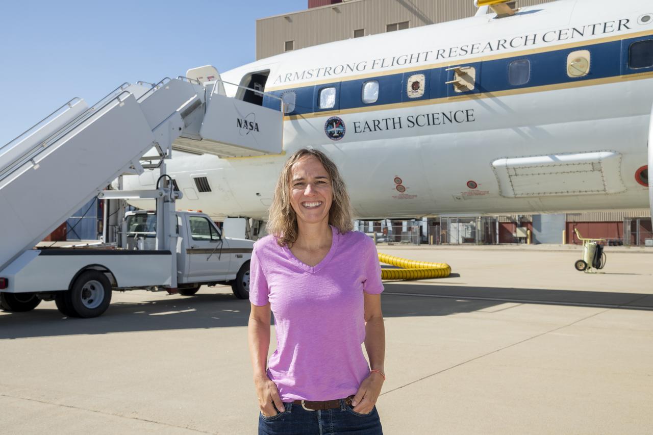 NASA’s Student Airborne Research Program invites Dr. Ann Marie Carlton, Professor of Chemistry at the University of California, Irvine and White House Office of Science and Technology Policy fellow, to fly aboard the DC-8 to measure air quality on June 23, 2022. 