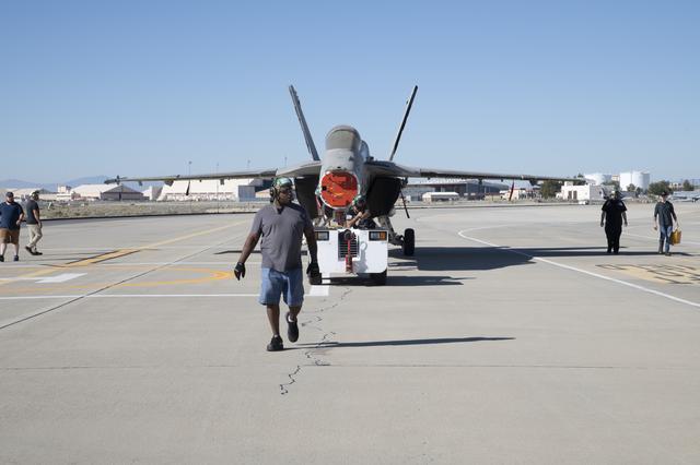 NASA image: NAVAIR F/A-18EÂ Prepared for Return from NASA Armstrong