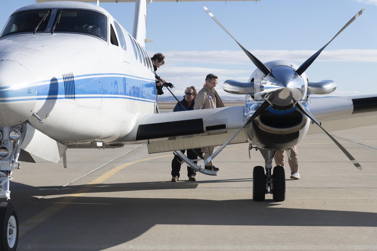 NASA’s Armstrong Flight Research Center in Edwards, California, flew the B200 King Air in support of the Signals of Opportunity Synthetic Aperture Radar (SoOpSAR) campaign. Prior to deploying the plane, NASA research pilot Jeff Borton provides ground checks of the aircraft on Feb. 27, 2023.