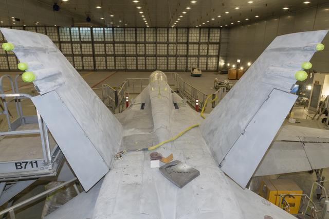 NASA image: NASA 862 Enters Air Force Paint Barn