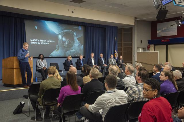 NASA Leadership Details Moon to Mars Strategy at NASA Armstrong