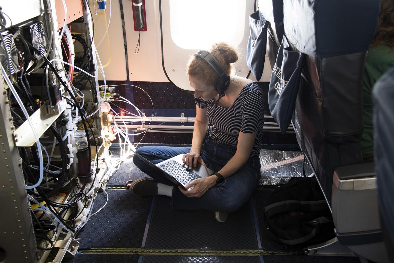 NASA Armstrong’s Student Airborne Research Program celebrates 15 years of success in 2023. An eight-week summer internship program, SARP offers upper-level undergraduate students the opportunity to acquire hands-on research experience as part of a scientific campaign using NASA Airborne Science Program flying science laboratories—aircraft outfitted specifically for research projects. Students onboard NASA’s DC-8 aircraft, the largest flying science laboratory in the world, help scientists from NOAA, the National Oceanic and Atmospheric Administration with a science project investigating air quality and non-vehicular pollution sources called AEROMMA, which measures Atmospheric Emissions and Reactions Observed from Megacities to Marine Areas. In 2023, NASA also introduced a sister program, SARP East to complement the West Coast program.