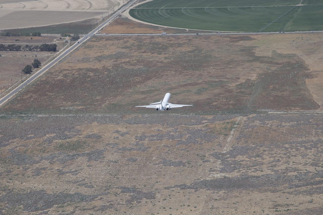 Boeing’s MD-90 aircraft flies from Victorville California to Palmdale, California on August 15, 2023. This aircraft will be NASA’s future Sustainable Flight Demonstrator. Modifications to the aircraft will include changes to the fuselage and most notably the use of a transonic truss-braced wing. 