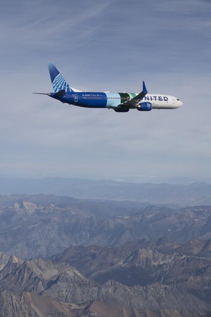 NASA image: NASA’s DC-8 aircraft tracks fuel in ecoDemonstrator 2023 project with Boeing, partners