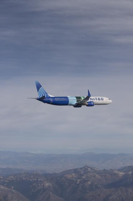 NASA image: NASA’s DC-8 aircraft tracks fuel in ecoDemonstrator 2023 project with Boeing, partners