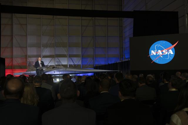 NASA image: NASA’s Associate Administrator Speaks in Front of Unveiled X-59