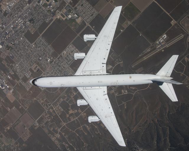 NASA image: NASA’s DC-8 Conducts Final Flight