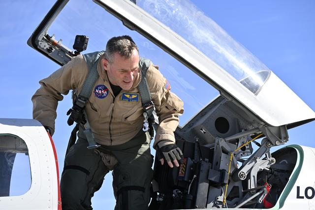 NASA Test Pilot Exits X-59 Cockpit After Electromagnetic Interference Testing