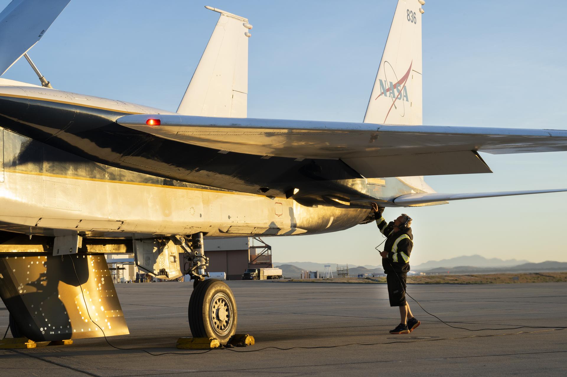 Keeping NASA Flying: Ground Crews Ensure Aircraft Readiness