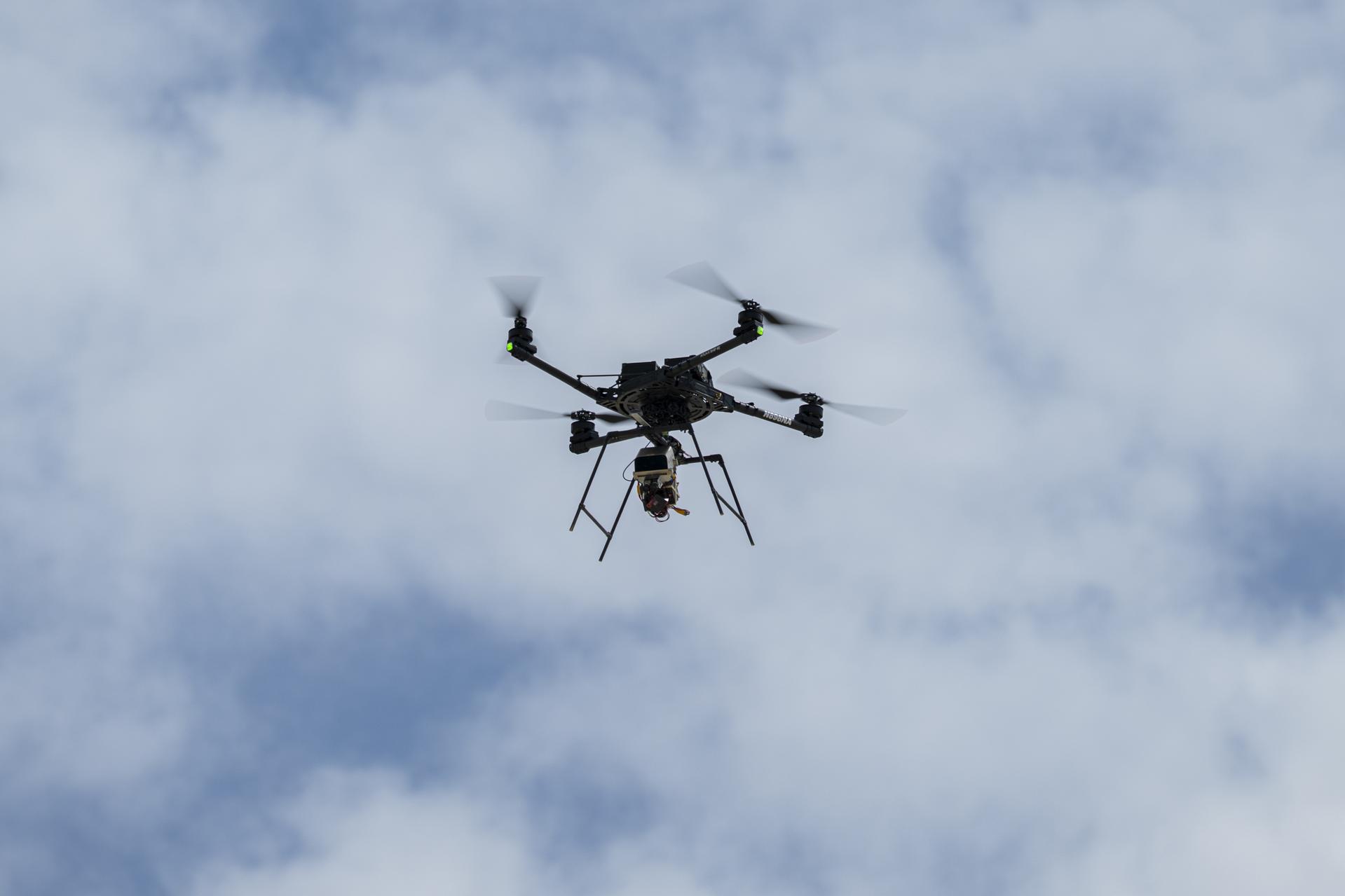 An Alta-X drone flies an advanced guidance and navigation system known as the Safe and Precise Landing – Integrated Capabilities Evolution (SPLICE) experiment near NASA’s Armstrong Flight Research Center in Edwards, California, on Thursday, Aug. 27, 2026. Researchers at NASA’s Johnson Space Center in Houston developed SPLICE, which successfully completed simulated lunar descent and landing maneuvers during recent testing. SPLICE will help spacecraft land precisely and detect and avoid potential hazards, which is critical for NASA missions to the Moon and to Mars.