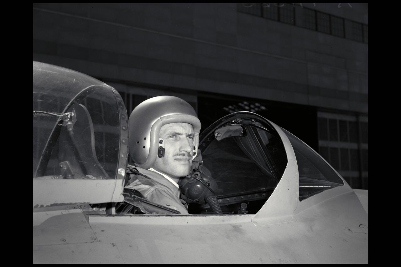NACA PHOTOGRAPHER George Cooper, Ames Test Pilot