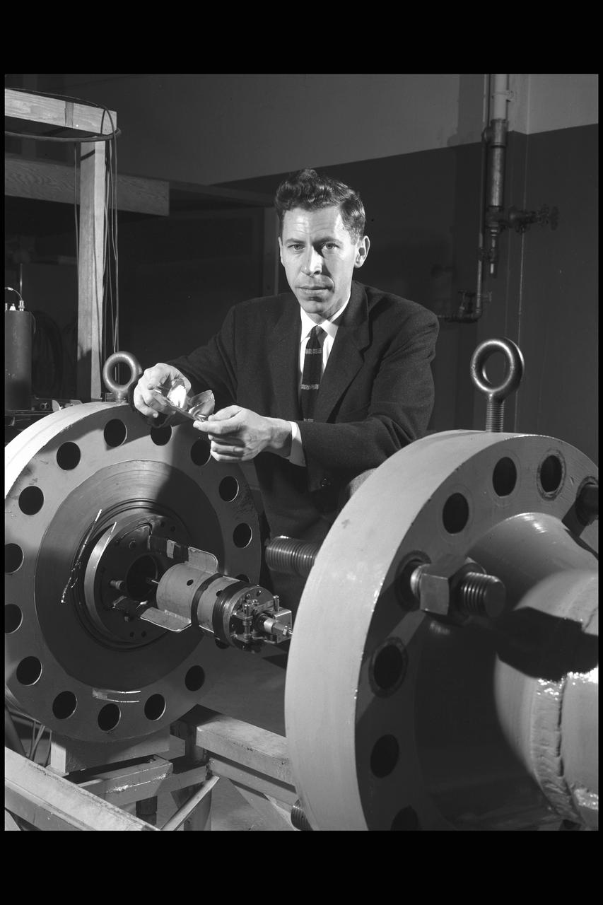 Dr A J Eggers, Jr. at small scale Entry Simulator