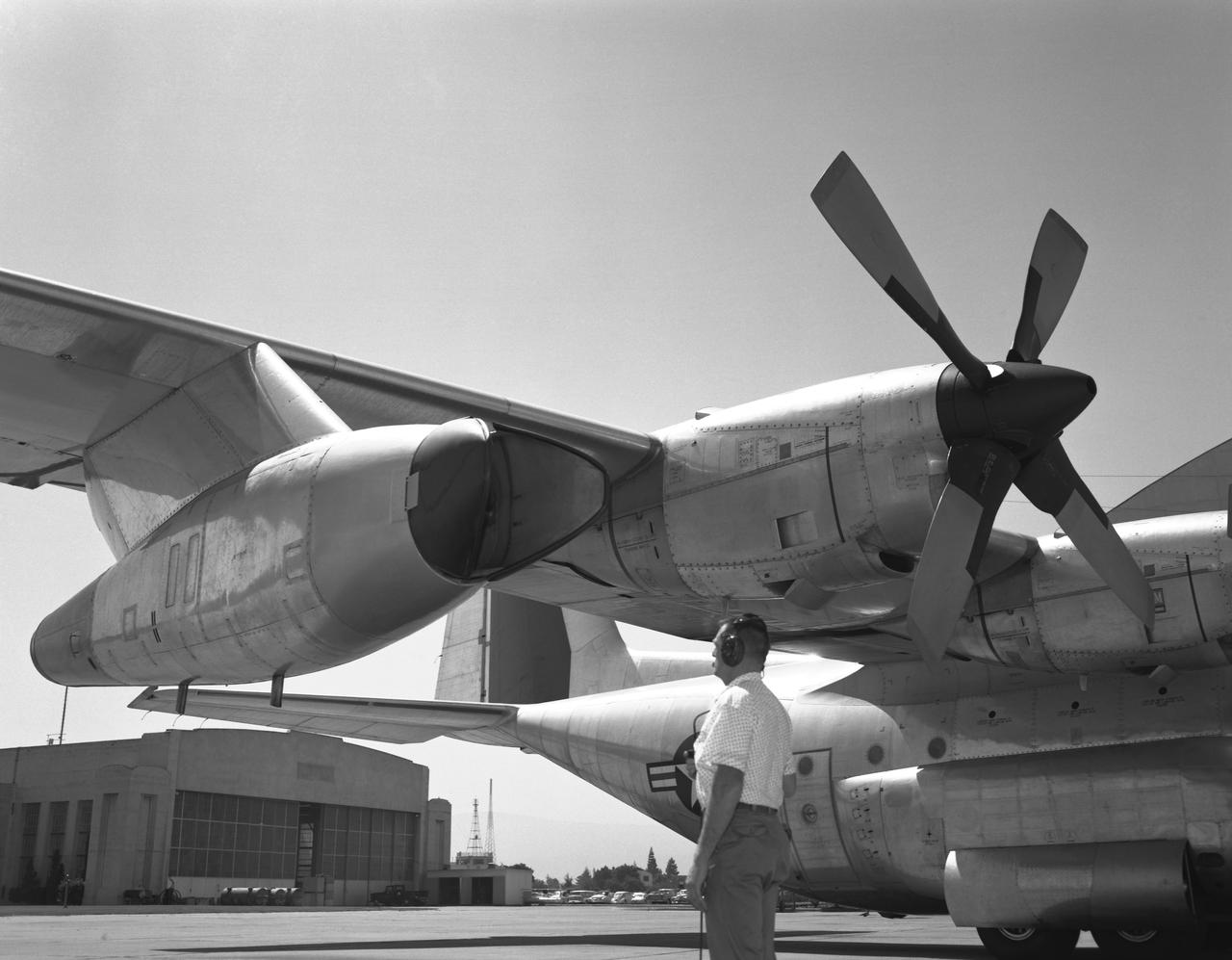close up of CLAM SHELL. NC-130B Aircraft. A Study of STOL Operational Techniques. BLC instrumentation