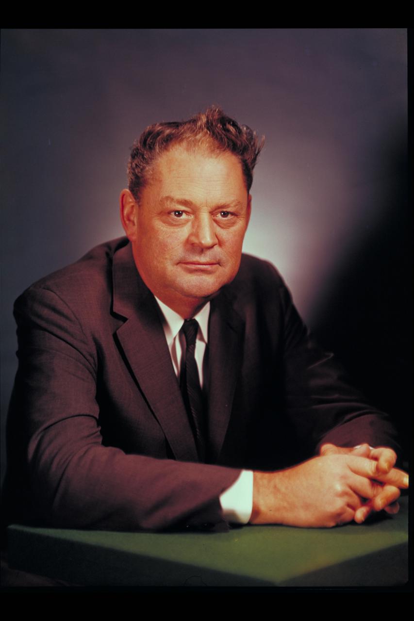 Portrait: Ames Director H Julian Allen           (1965 - 1969)